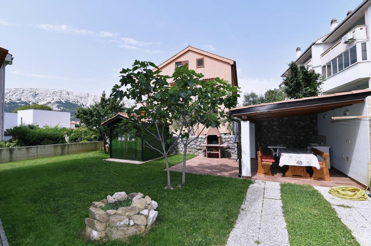 Apartments Luni Baška Екстериор снимка