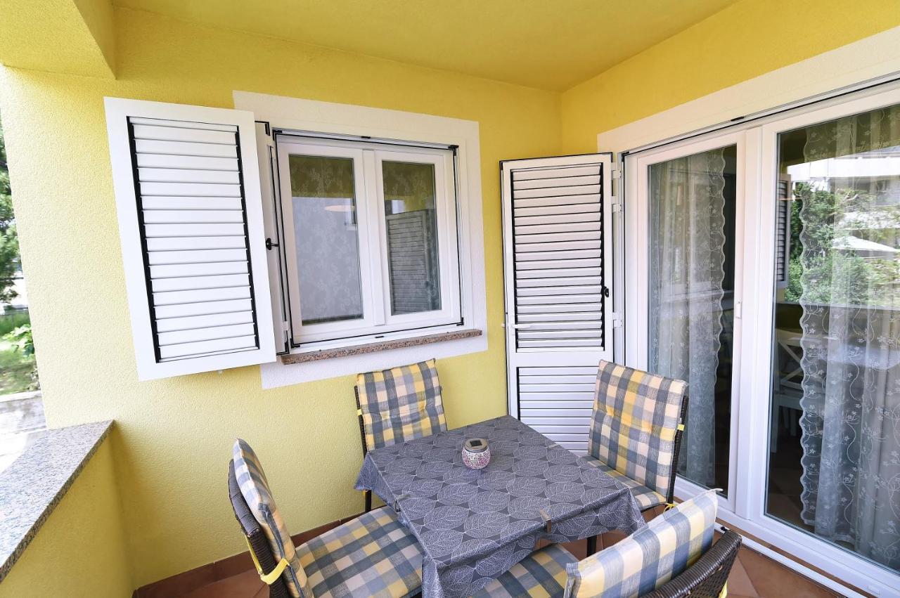 Apartments Luni Baška Екстериор снимка