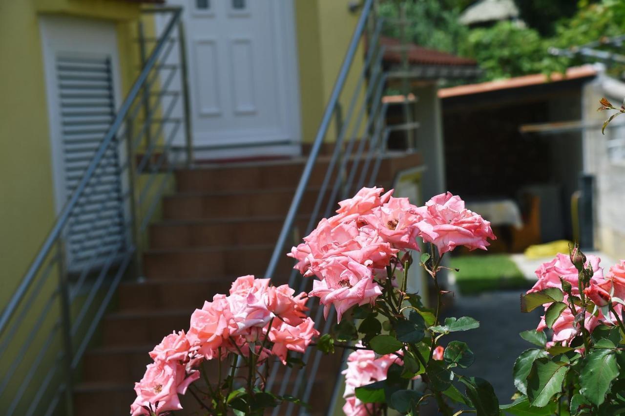 Apartments Luni Baška Екстериор снимка
